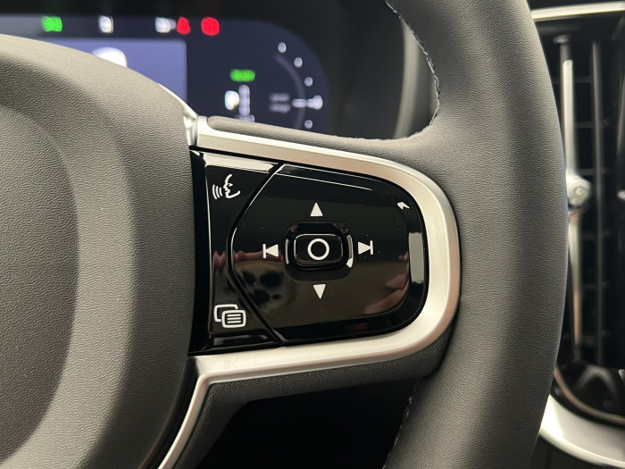 Volvo XC90 T8 AWD RECHARGE DARK ULTRA AUT