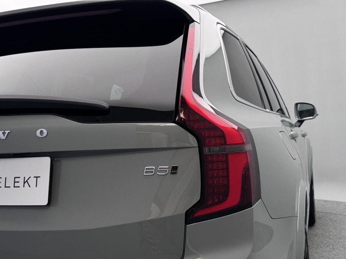 Volvo XC90 B5 AWD CORE AUT CZ 1.maj