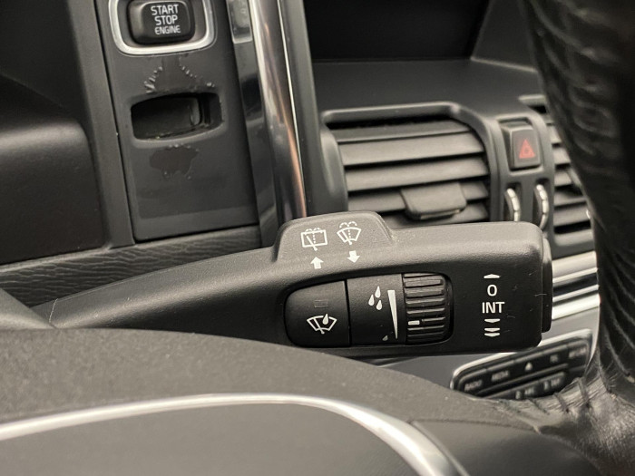 Volvo XC60 D4 AWD MOMENTUM AUT 2.4 d Momentum