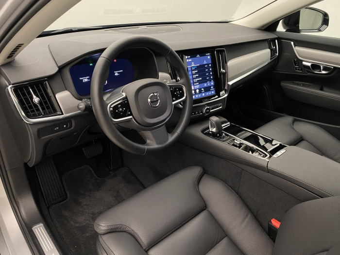 Volvo V90 T6 AWD RECHARGE DARK PLUS