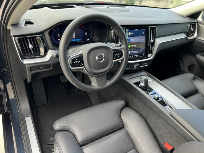 Volvo V60 B4 ULTIMATE BRIGHT Aut 1.maj.