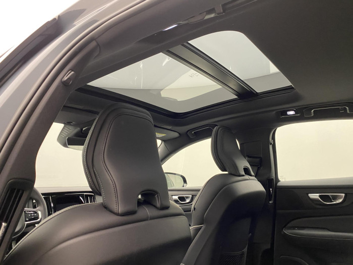 Volvo S60 B5 AWD ULTIMATE DARK AUT