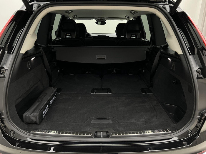 Volvo XC90 B5 AWD PLUS BRIGHT 7MÍST CZ