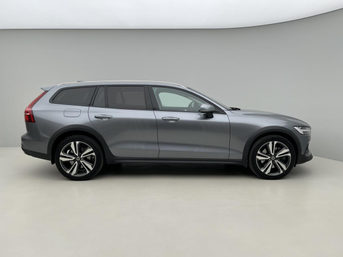 Volvo V60 CROSS COUNTRY B4 AWD AUT