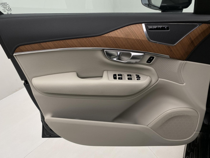 Volvo XC90 B5 AWD INCRIPTION AUT CZ 7míst