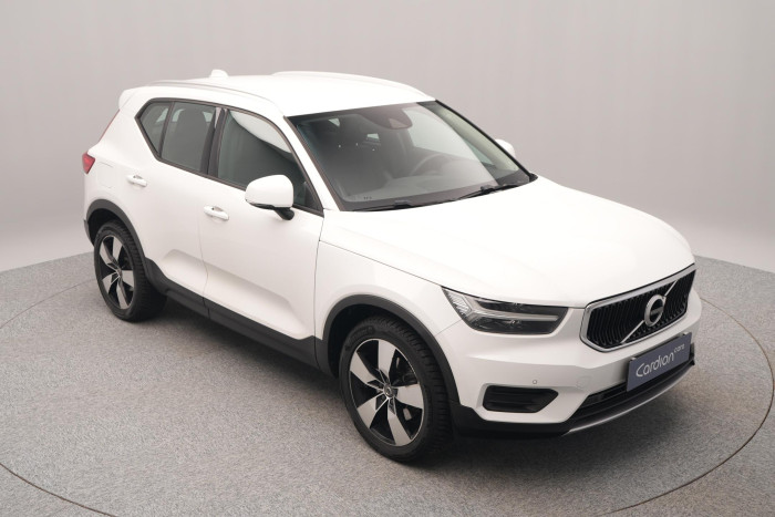 Volvo XC40 T4 AWD MOMENTUM CZ 2.0 Momentum