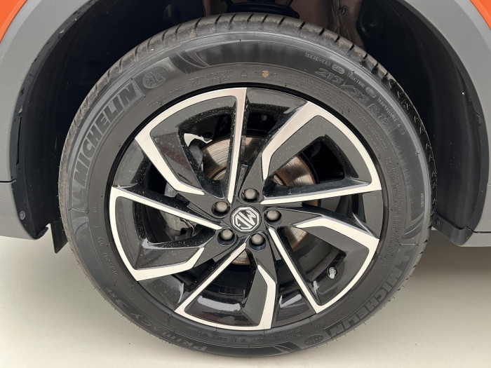 MG ZS 1.0T ELEGANCE CZ 1.0 Elegance