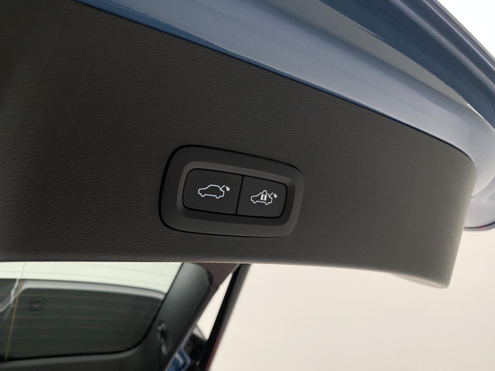 Volvo XC40 T4 RECHARGE CORE AUT CZ