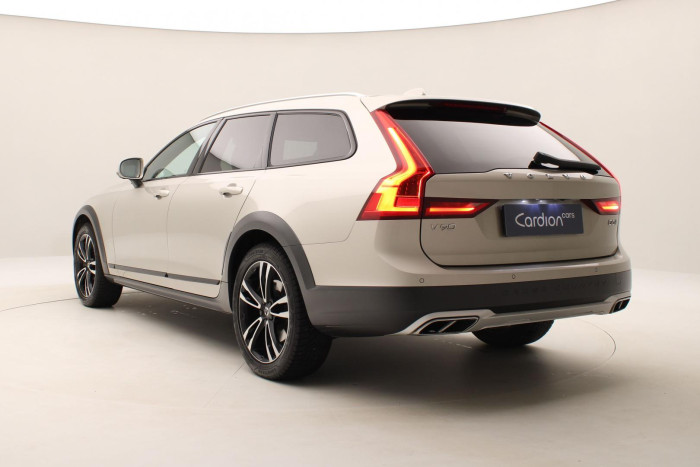 Volvo V90 CC D5 AWD PRO AUT CZ REZERVACE 2.0 d CC CC