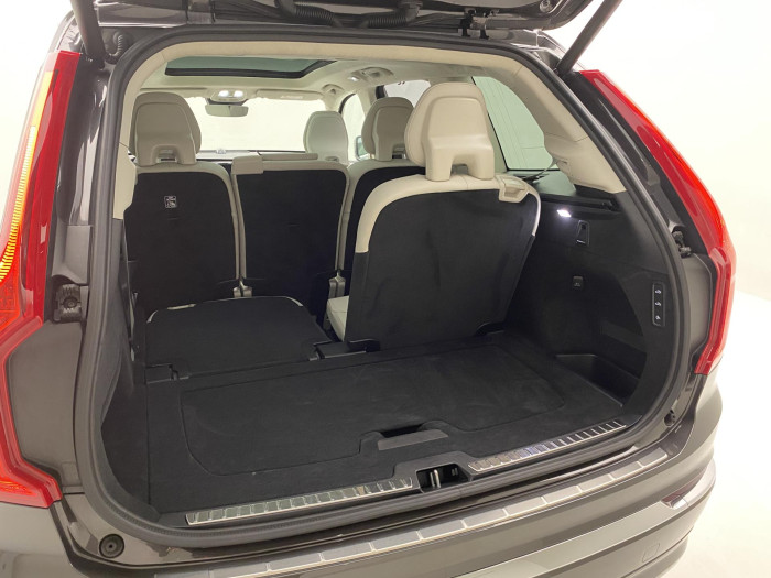 Volvo XC90 B5 AWD BRIGHT ULTRA REZERVACE