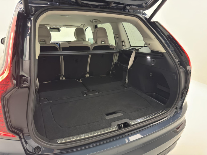 Volvo XC90 T8 AWD RECHARGE DARK PLUS 7m
