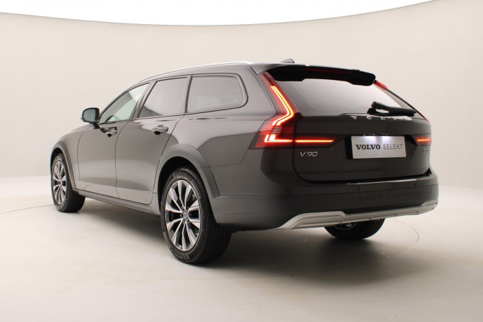 Volvo V90 CC B4 AWD PLUS REZERVACE