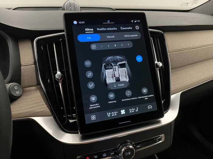Volvo XC90 T8 AWD RECHARGE DARK PLUS 7m