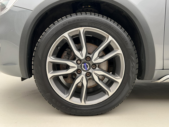 Volvo V60 CC D4 AWD SUMMUM AUT 2.4 d CC CC Summum