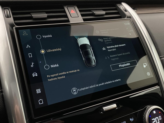 Land Rover Discovery D300 DYNAMIC HSE REZERVACE 3.0 d Dynamic