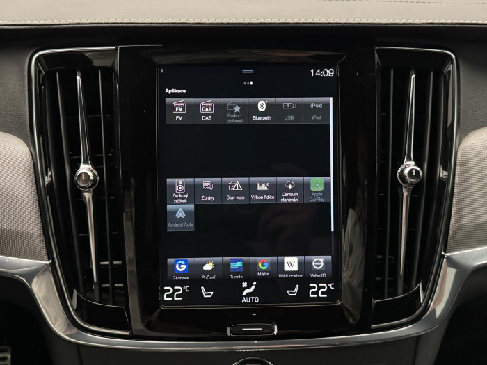 Volvo S90 T8 AWD R-DESIGN RECHARGE CZ