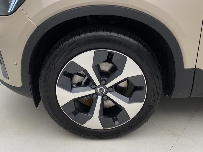 Volvo XC40 B3 DARK PLUS AUT CZ
