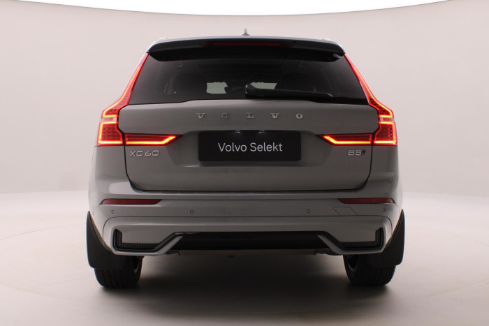 Volvo XC60 B5 AWD DARK ULTIMATE AUT CZ