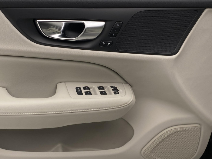 Volvo V60 T6 AWD PLUG-IN BRIGHT PLUS