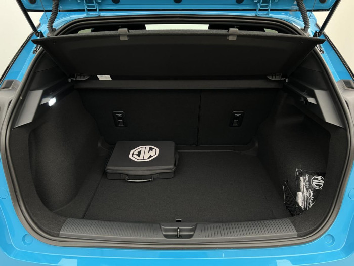 MG MG4 ELEGANCE 64kWh AUT Elegance