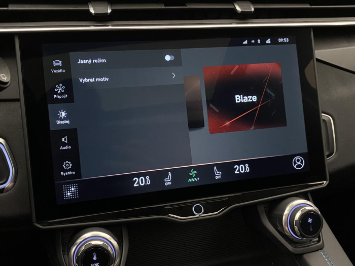 Lynk & Co 01 PHEV DCT AUT REZERVACE