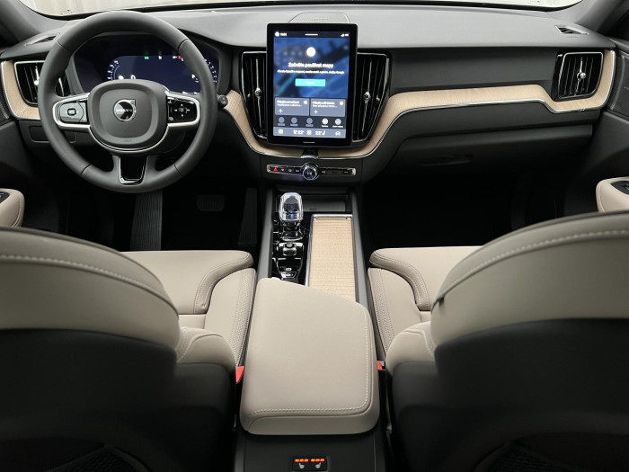 Volvo XC60 B5 AWD AUT BRIGHT PLUS