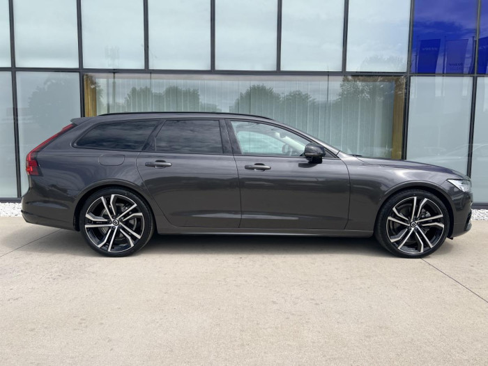 Volvo V90 B5 DARK ULTIMATE Aut 1.maj.