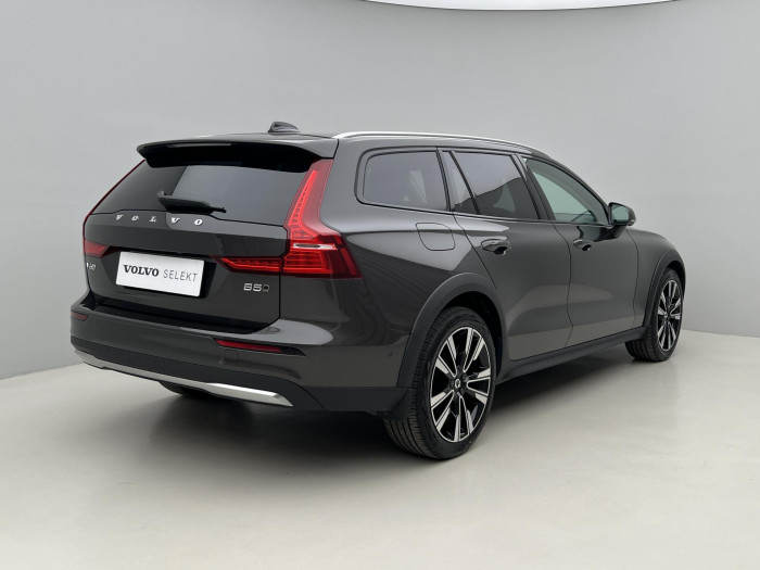 Volvo V60 B5 AWD PLUS BRIGHT AUT 1.maj.