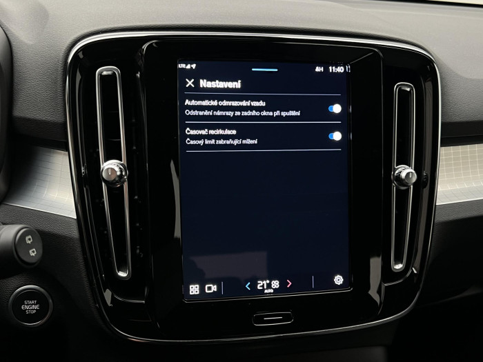 Volvo XC40 B4 AWD CORE AUT