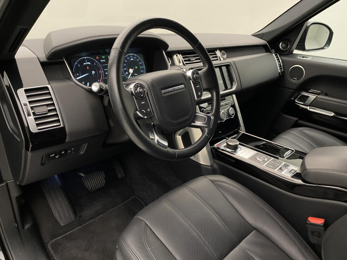 Land Rover Range Rover 4.4 SDV8 VOGUE AWD REZERVACE
