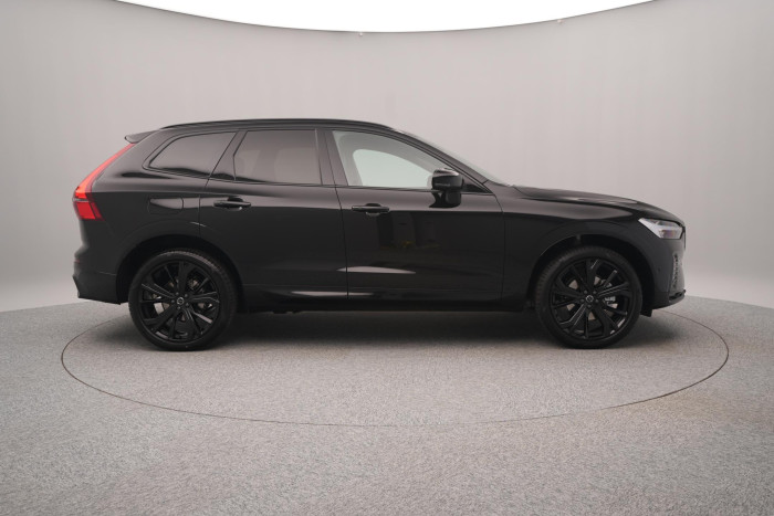 Volvo XC60 B5 AWD AUT PLUS BLACK EDITION