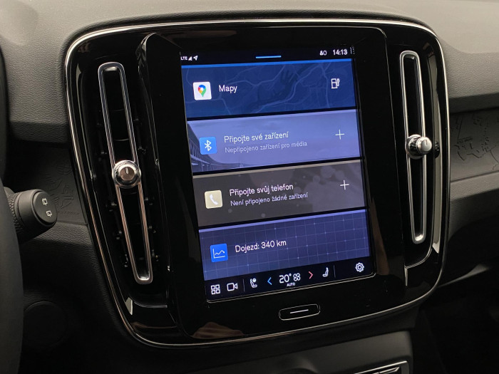 Volvo XC40 CORE SINGLE MOTOR RECHARGE