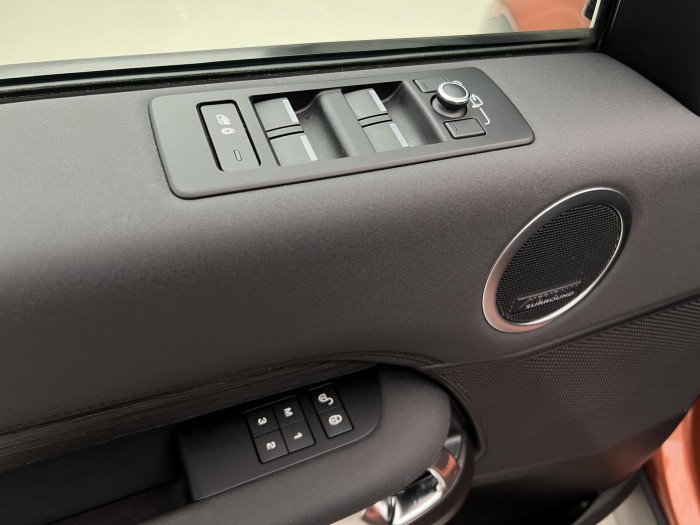 Land Rover Discovery 3.0 TDV6 HSE AWD AUT CZ