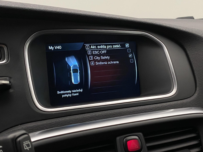 Volvo V40 D3 MOMENTUM 2.0 d Momentum