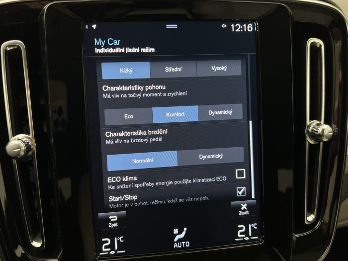 Volvo XC40 T3 INSCRIPTION 1.maj.