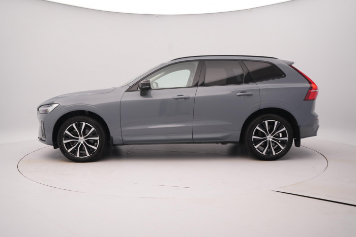 Volvo XC60 B4 AWD PLUS DARK AUT 1.maj