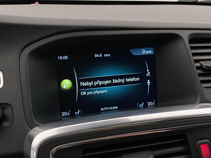 Volvo V60 D4 SUMMUM AUT NAVIGACE 2.0 d Summum