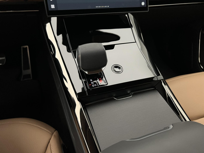 Land Rover Range Rover Sport D300 DYNAMIC SE REZERVACE 3.0 d Dynamic SE