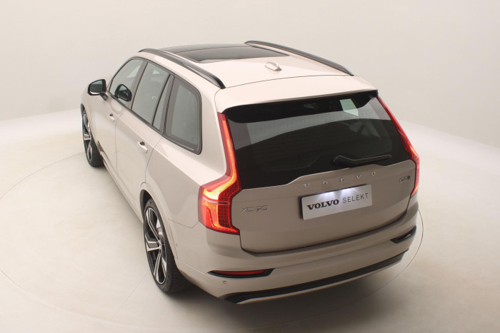 Volvo XC90 B5 AWD ULTIMATE DARK AUT CZ