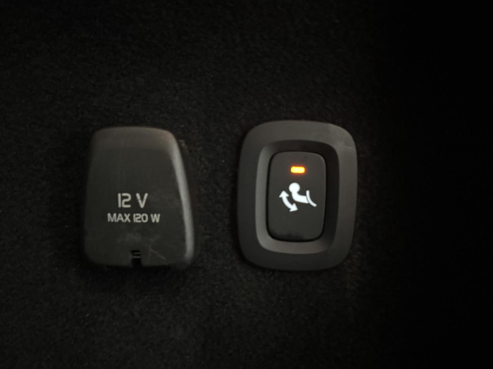 Volvo V60 CC B5 AWD PLUS AUT 1.maj