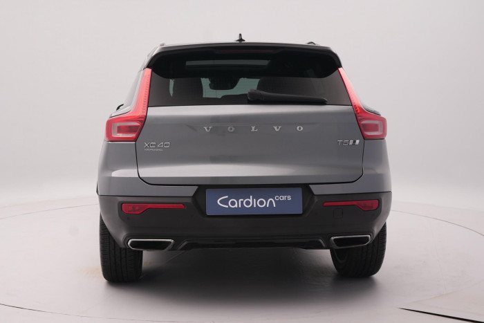 Volvo XC40 T5 AWD R-DESIGN