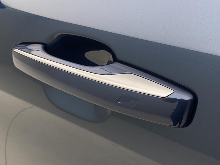 Lynk & Co 01 PHEV DCT AUT REZERVACE