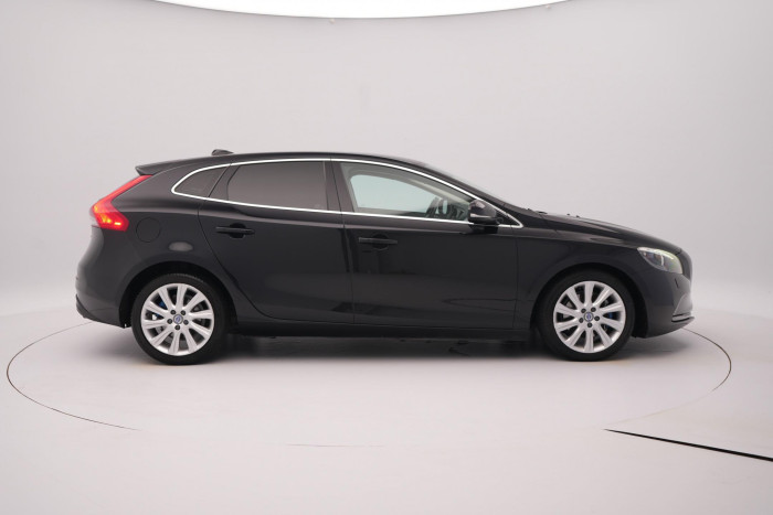 Volvo V40 D2 MOMENTUM AUT 2.0 d Momentum