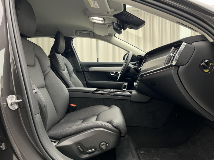Volvo V90 T6 AWD RECHARGE PLUS DARK AUT