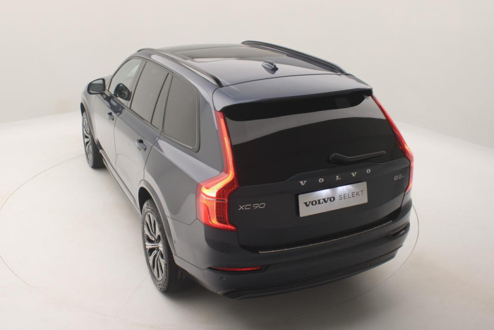 Volvo XC90 B5 AWD PLUS DARK AUT CZ 1.maj.