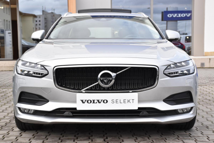 Volvo V90 T4 MOMENTUM REZERVACE 2.0 Momentum