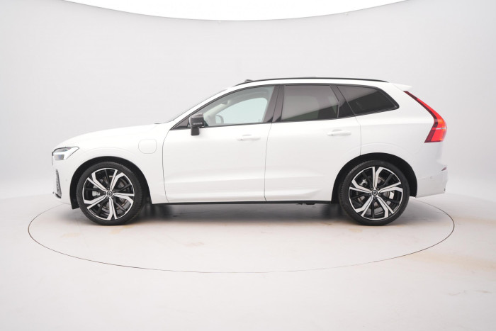 Volvo XC60 T6 RECHARGE AWD PLUS