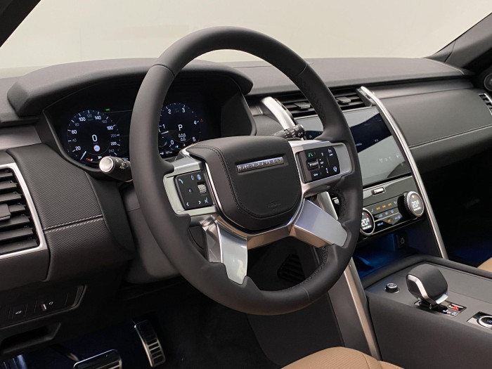 Land Rover Discovery D350 DYNAMIC HSE AWD REZERVACE 3.0 d Dynamic