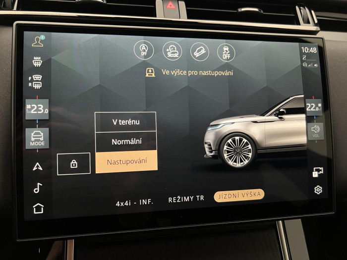 Land Rover Range Rover Velar P250 DYNAMIC SE AWD AUT CZ 2.0 Dynamic SE