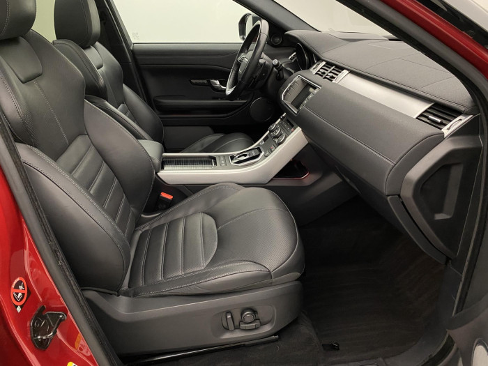 Land Rover Range Rover Evoque 2.0 TD4 DYNAMIC REZERVACE 2.0 TD Dynamic